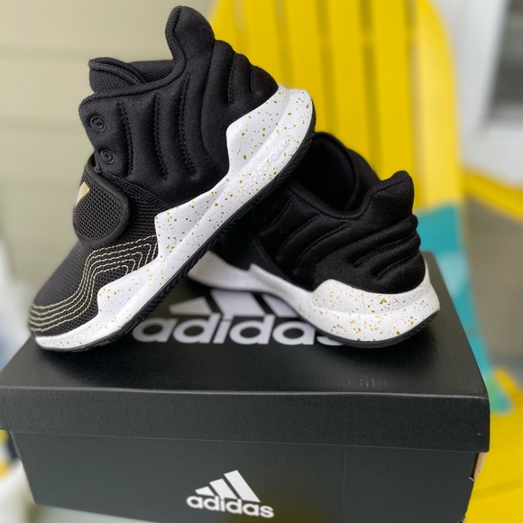 Adidas Deep Threat Basketball Shoes - Picture 3 of 4